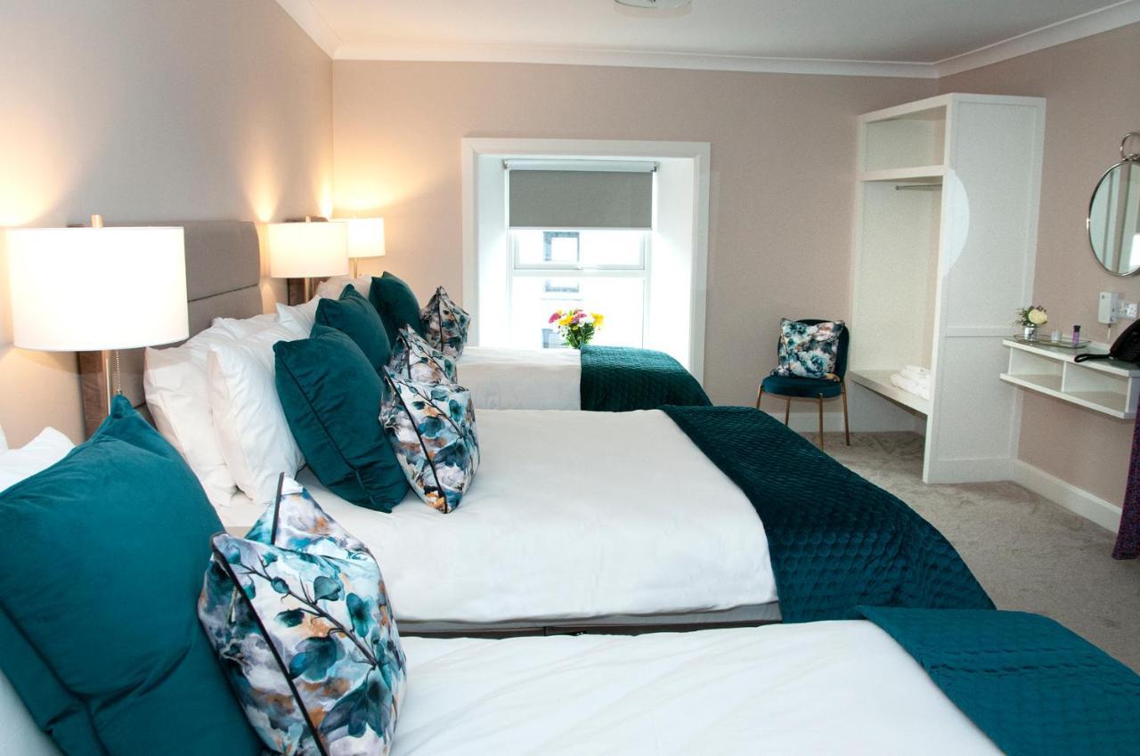 The Dolphin Hotel Crossmolina Extérieur photo